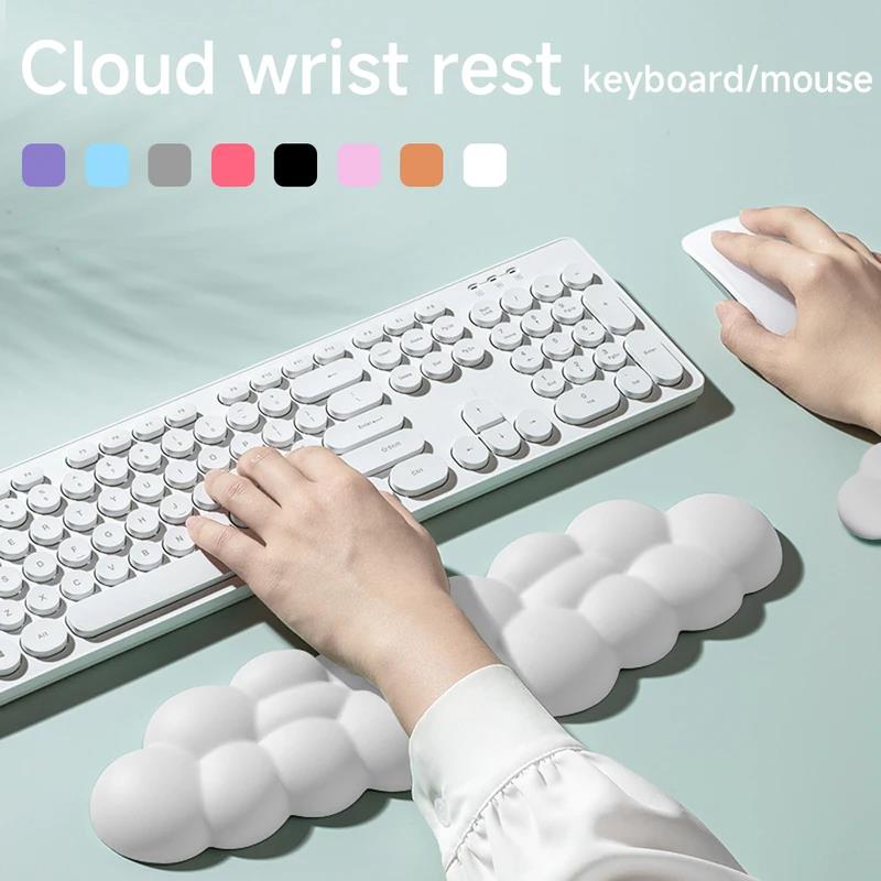 Podkładka pod mysz z podpórką  – Gaming Keyboard Hand recenzja i cena