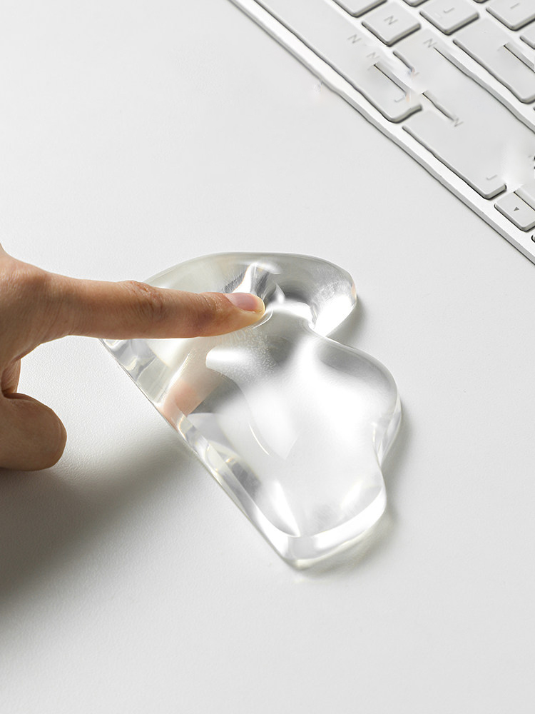 Silikonowa podkładka pod nadga – Gaming Keyboard Hand recenzja i cena